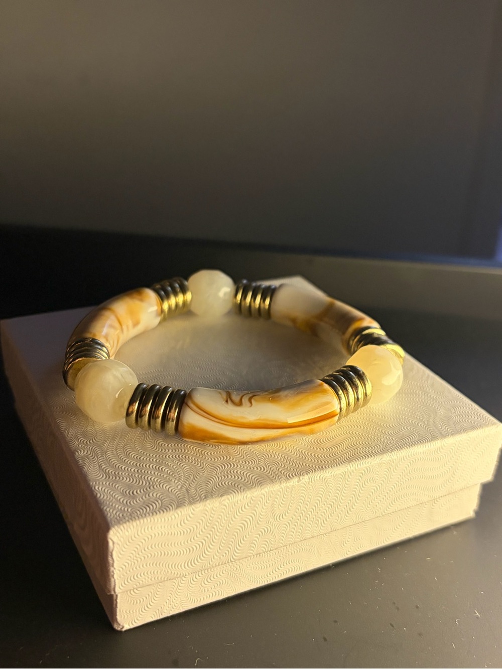 Elegant Cream & Amber Beaded Stretch Bracelet